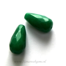 1 paar Jade groen facet pegels ca. 20x10mm