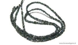 Blauwe Diamant kralen 'rough' ca. 2x1mm (M245a)