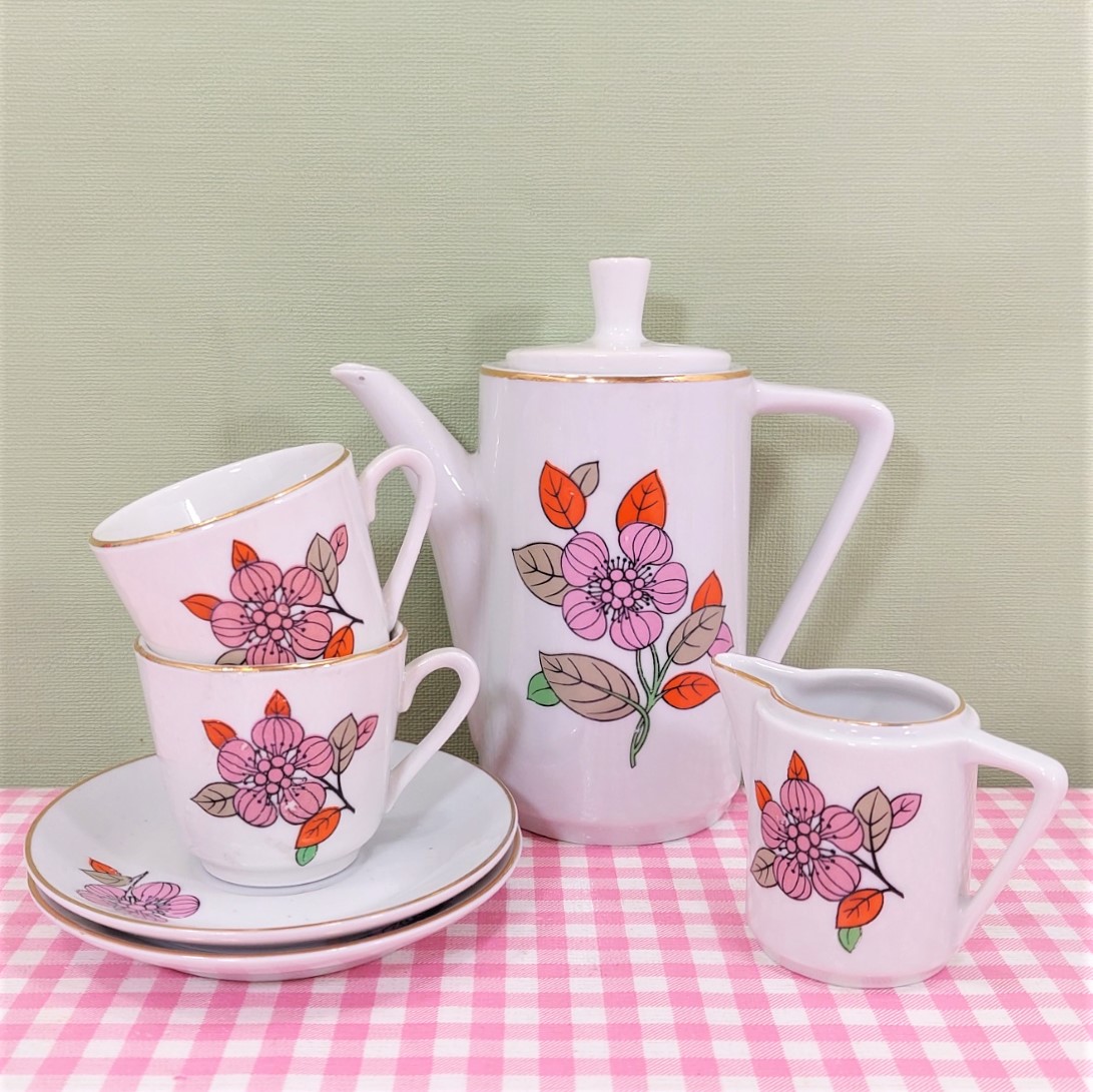 Vintage poppenserviesje gebloemd - retro Jaren 60/70 serviesje