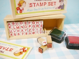Stempelset ABC - Traditional Stamp Set - Letter stempels