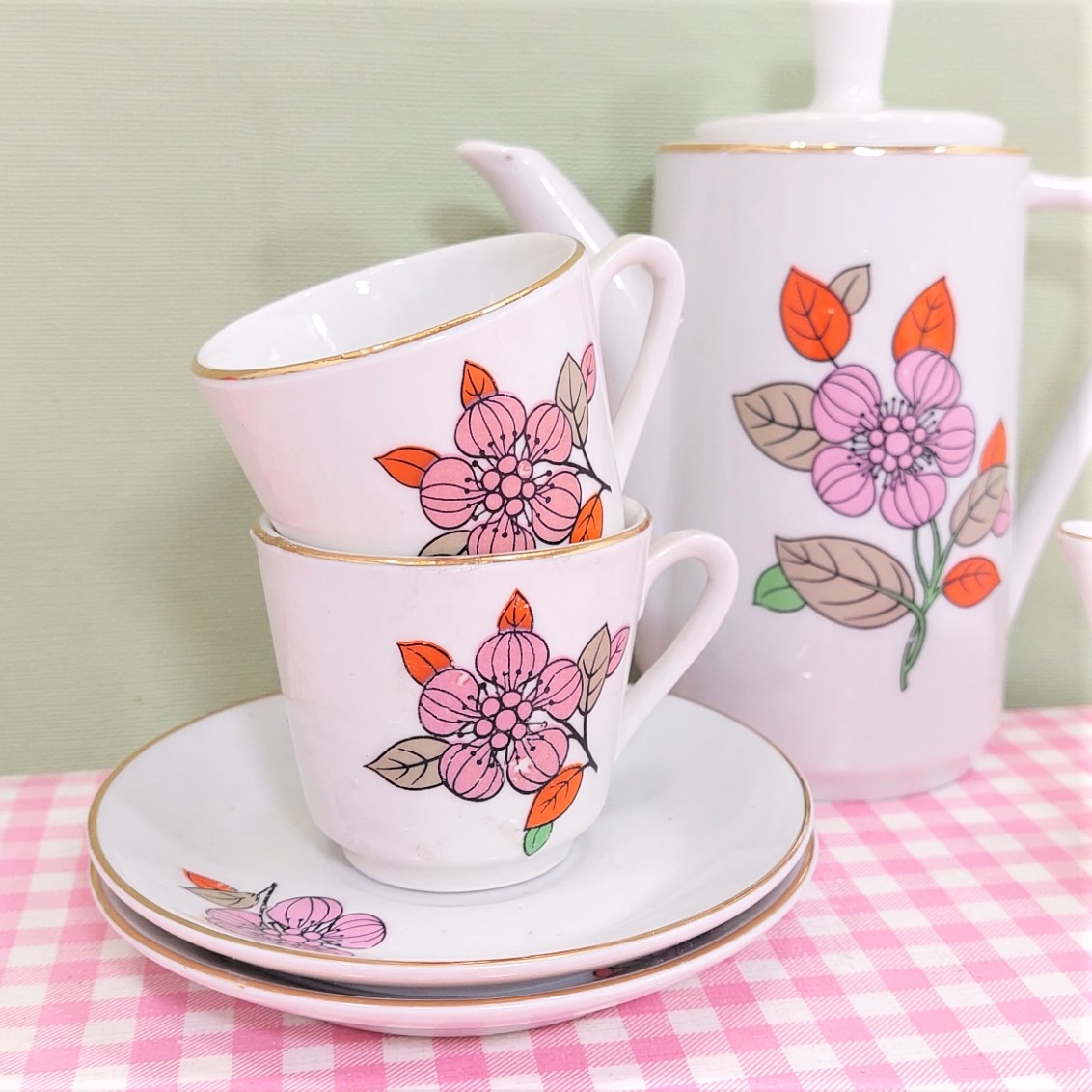 Vintage poppenserviesje gebloemd - retro Jaren 60/70 serviesje