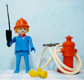 Vintage Playmobil 3367 brandweerman met accessoires - brandweer - 1974