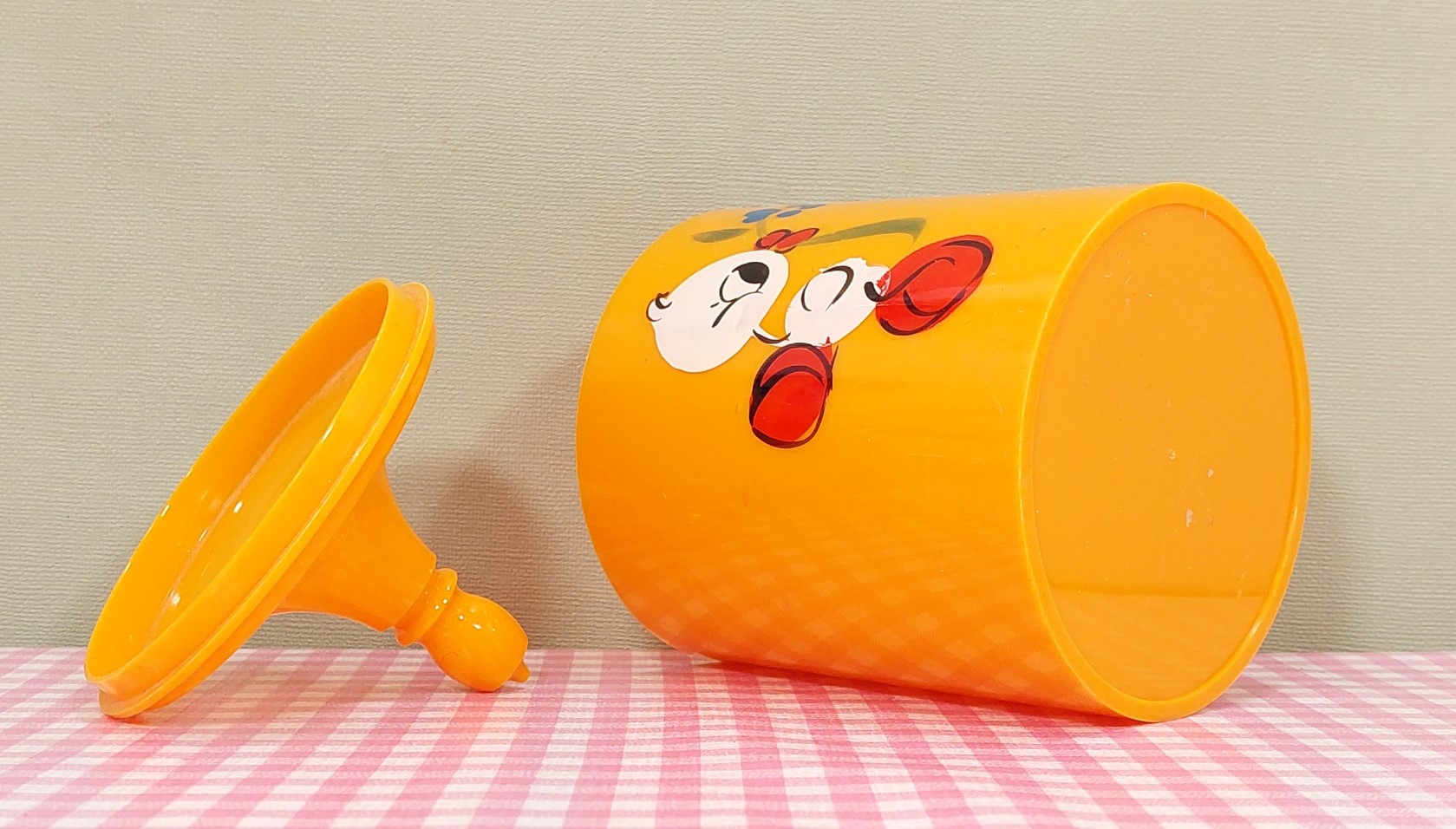 Vintage plastic pot met deksel/wattenpot geel met eend - Jaren 70 babykamer