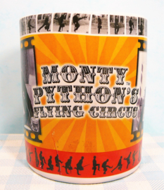 Monty Pyton's Flying Circus aardewerk beker