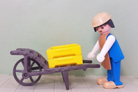 Vintage Playmobil 3369 boer met kruiwagen kar markt - boerderij - 1977/80