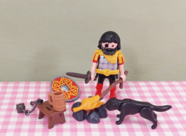 Playmobil Special Plus 4769 Barbaar met hond en kampvuur - Playmobil ridders