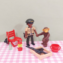 Playmobil 4826 Safari Oambati Ranger figuur met aap - Playmobil Wild Life - Avontuur