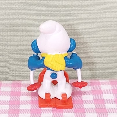 Vintage Smurf 20091 op rode ski's - Peyo W. Germany - Jaren 70