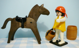 Vintage Playmobil figuur boerin met paard - Playmobil Western 1978
