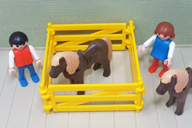 Playmobil 3579 kinderen met pony's - jaren 80