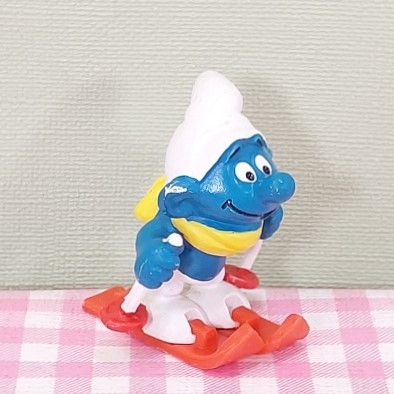 Vintage Smurf 20091 op rode ski's - Peyo W. Germany - Jaren 70