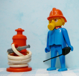 Vintage Playmobil 3367 brandweerman met accessoires - brandweer - 1974