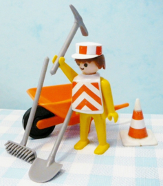 Vintage Playmobil 3313 wegwerker of bouwvakker met kruiwagen - 1974