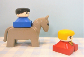 Vintage Lego Duplo paard met figuren - Boerderij