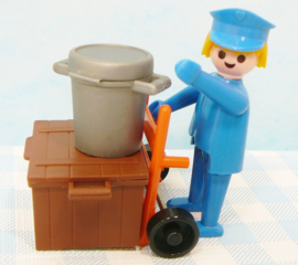 Vintage Playmobil 3323 kruier met bagage - station - 1974 /1981