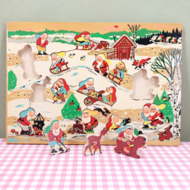 Vintage houten puzzel met kabouters in de winter - jaren 60