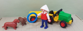 Vintage Playmobil 3715 jongen met tractor en honden - Playmobil boerderij