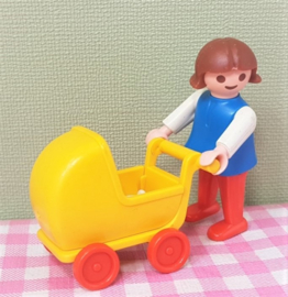 Vintage Playmobil 3357 meisje met poppenwagen - jaren 80