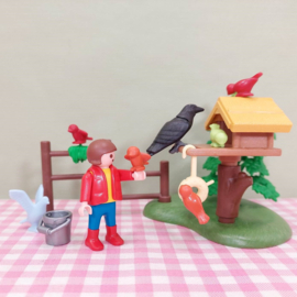 Playmobil 4203 meisje met vogelvoederhuisje - Playmobil Boerderij / Bosdieren
