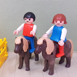 Playmobil 3579 kinderen met pony's - jaren 80