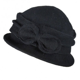 French Baret Bow.