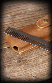 Rumble 59, Switchblade Comb with Leather Case.