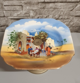 Brocante Engelse bonbonschaal op poot