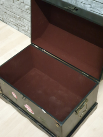 Brocante kist met beschildering