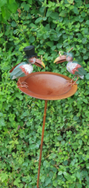 Tuinprikker of tuinsteker met vogelvoerbak of vogeldrinkbak