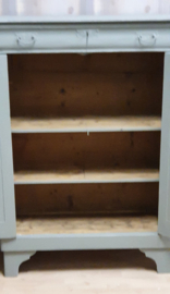 Brocante kast: lage brocante meidenkast