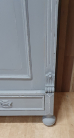 Brocante kast: Brocante meidenkast in grijs