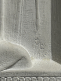 Regina Pacis – Gipsreliëf Maria met Kind Jezus