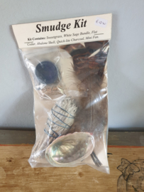 Smudge kit (4)