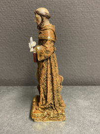 Heiligenbeeld  Franciscus van Assisi met hert, resin, 14 cm (3)