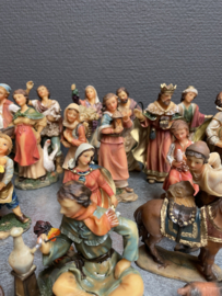 Kerstgroep, 46 delen, resin, 13 cm,  (b)