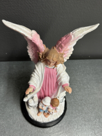 Bescherm engel met kinderen (Roze)