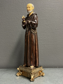 Heiligenbeeld Pater Pio van Pietrelcina, 32 cm hoog, resin (1)