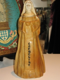 Carmelites in flesvorm, aardewerk, 28 cm (1)