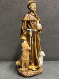 Heiligenbeeld Franciscus van Assisi met wolf, schaap en vogel