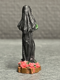 Heiligenbeeld Rita van Cascia (vuistbeeldje), 4 cm, resin (8)