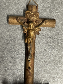 Antiek wijwaterbakje, hout en koper, 14 x 5 cm (2)
