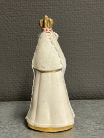 Heiligenbeeld Maria, 1930, aardewerk met kant, 14 cm (8)