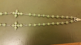 Rozenkrans, Jade stenen, Jade kruisjes als Onze Vader, 62 cm, Wonderdadige