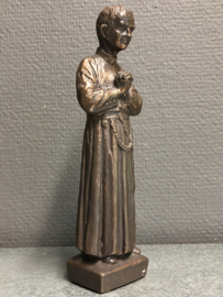 Petrus (Peerke) Donders, resin, 20 cm. Beeld ter gelegenheid zalig verklaring 1982 (4)
