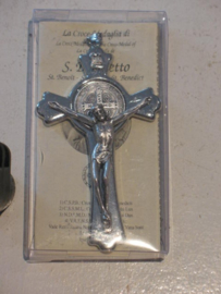 Benedictus kruis zilver kleurig staal 7 cm