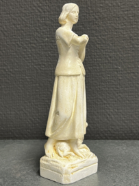 Heilige Agnes van Rome, gips, ca.1930, 15 cm (10)