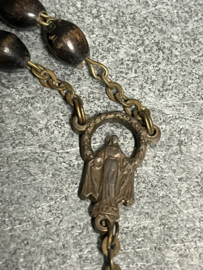 Rozenkrans, OLV Miraculeus, houten kralen. 54 cm