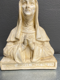 Angela Merici, Borstbeeld heilige Angela de Merici, 22 cm gips (1)
