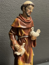 Heiligenbeeld Franciscus van Assisi met wolf en vogel