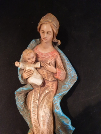 Plaquette Maria met kind van Gerard Linssen Venlo, 2004, resin 25 cm (3)